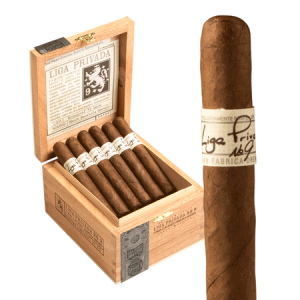 Liga Privada No. 9 Short Panatela