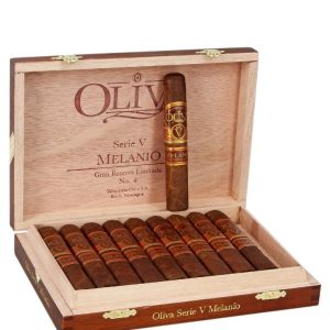 Oliva Serie V Melanio No. 4